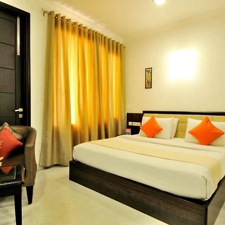 Hotel Rr Residency Delhi Zewnętrze zdjęcie