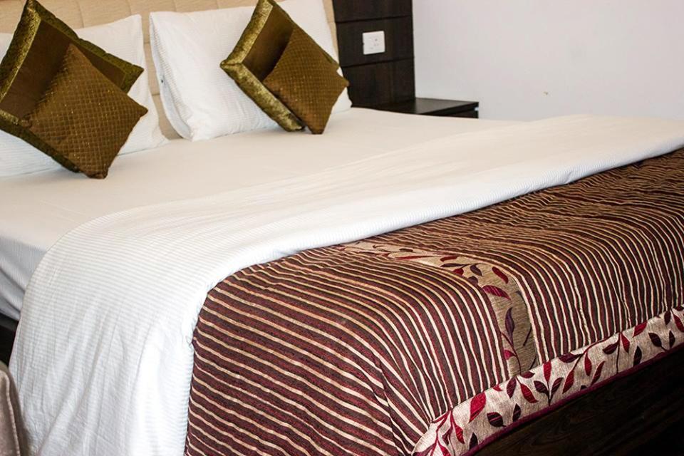 Hotel Rr Residency Delhi Zewnętrze zdjęcie