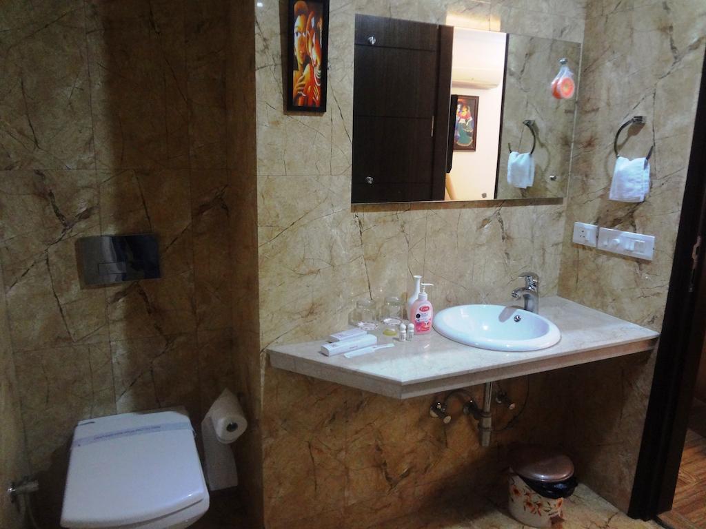 Hotel Rr Residency Delhi Zewnętrze zdjęcie