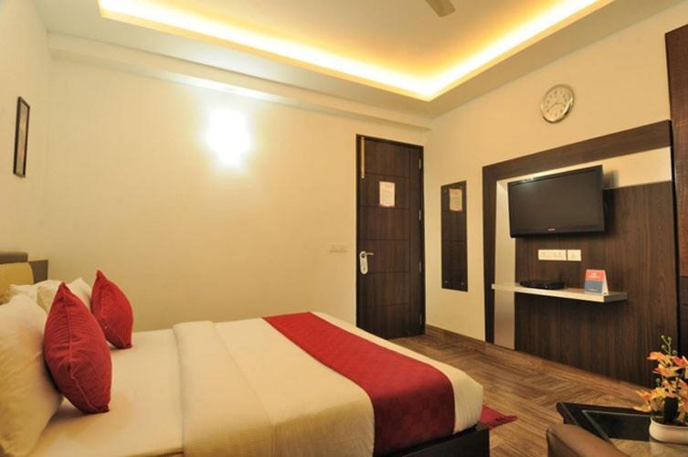 Hotel Rr Residency Delhi Zewnętrze zdjęcie
